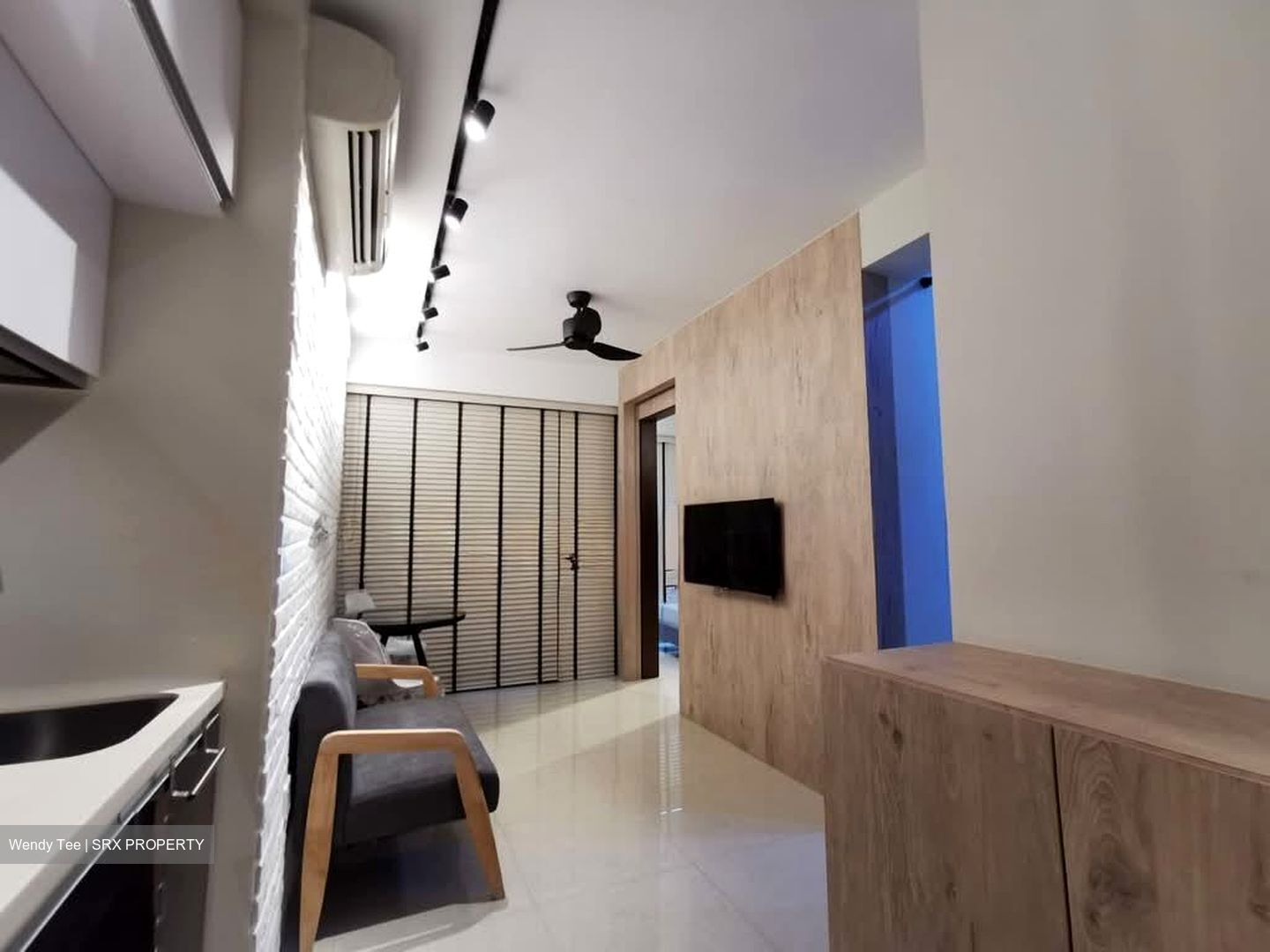 Centra Residence (D14), Apartment #577578921